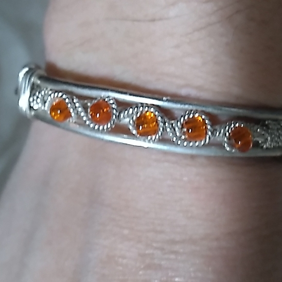 Lot of 2 Navajo Inspired Cuff Bracelets - Picture 3 of 4